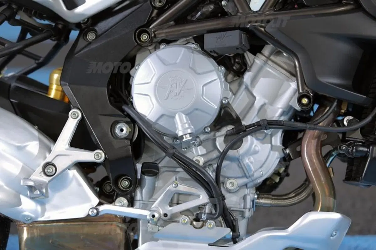 MV Agusta Brutale e F3  (22)