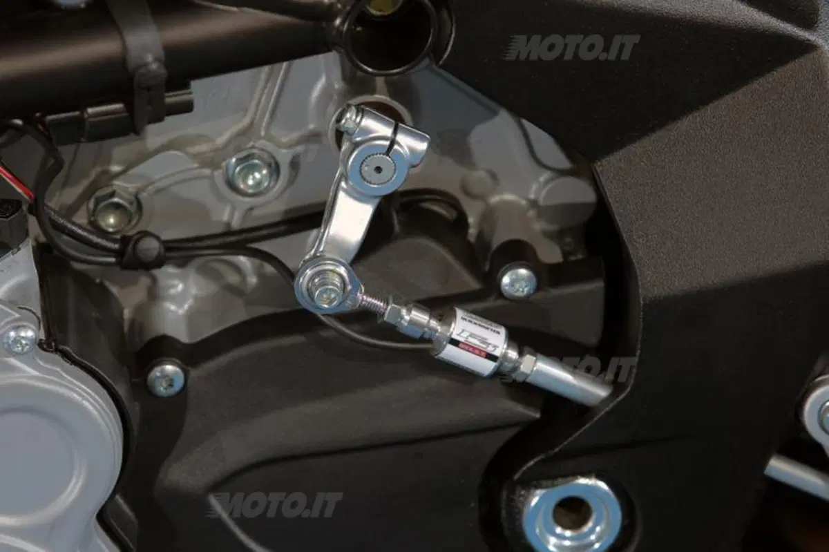 MV Agusta Brutale e F3  (26)