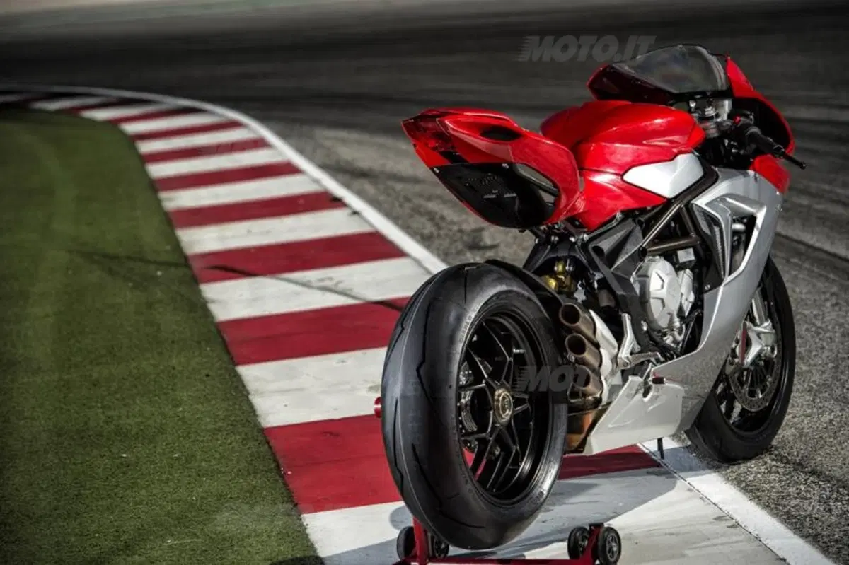 MV Agusta Brutale e F3  (35)