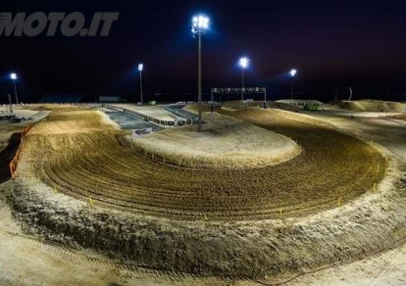 MXGP e MX2, il Mondiale Motocross 2014 parte in notturna dal Qatar 