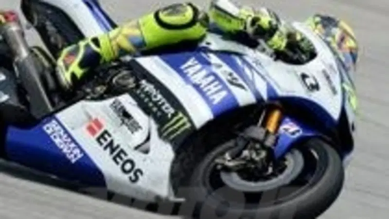 Rossi: "Le Honda ci fanno il culo"