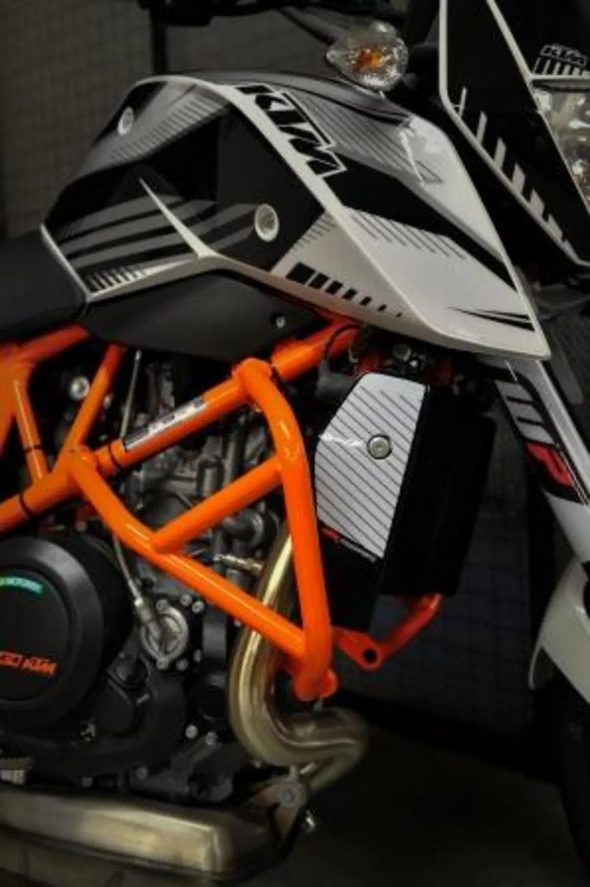 Un kit in omaggio per la KTM 690 Duke