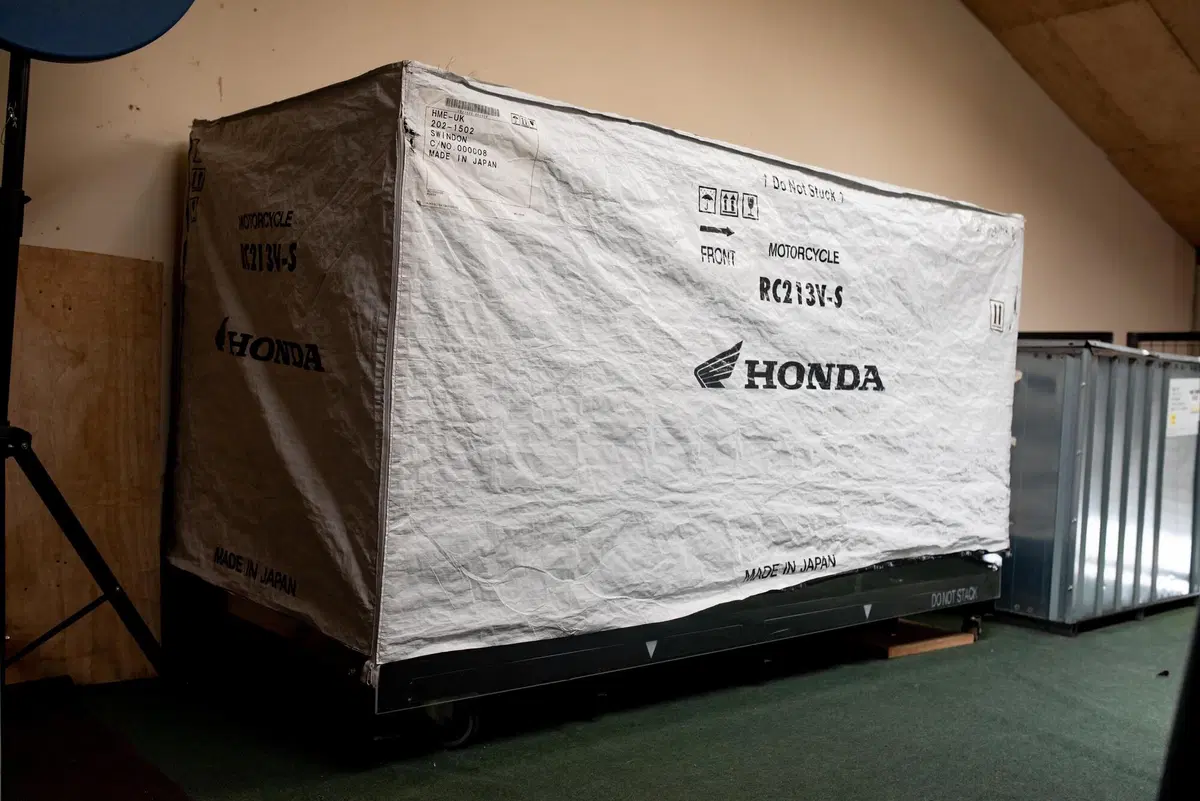 Honda RC213V-S: oltre 218.000 euro per un esemplare nuovo venduto all'asta