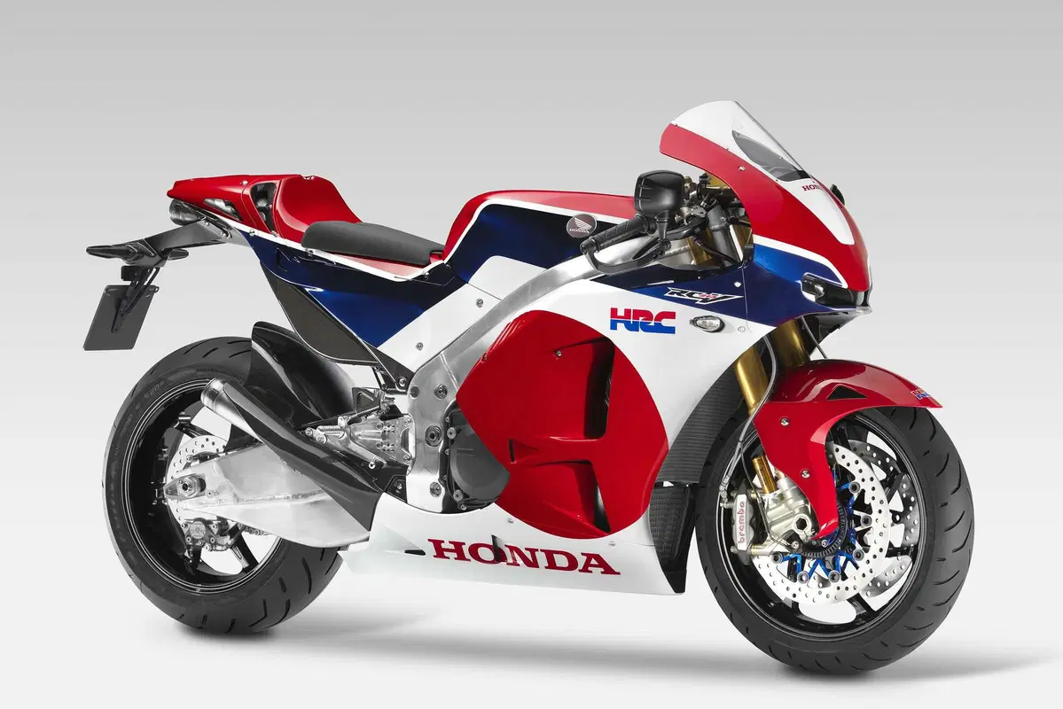 Honda RC213V-S: oltre 218.000 euro per un esemplare nuovo venduto all'asta (4)