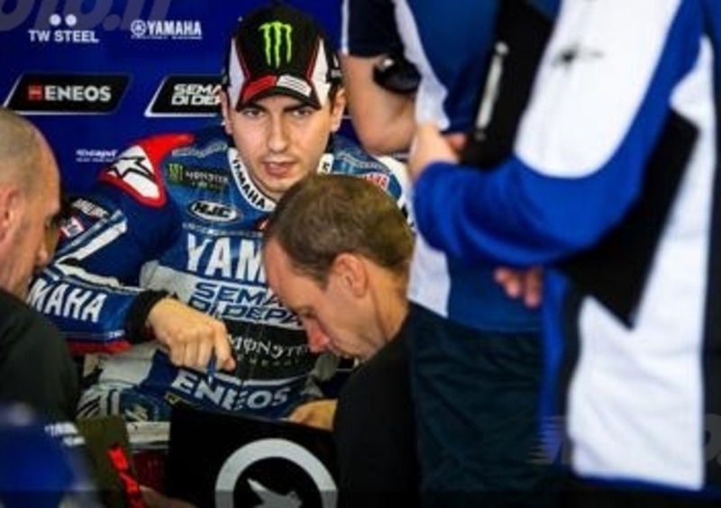 Test MotoGP a Phillip Island. A Lorenzo il Day1