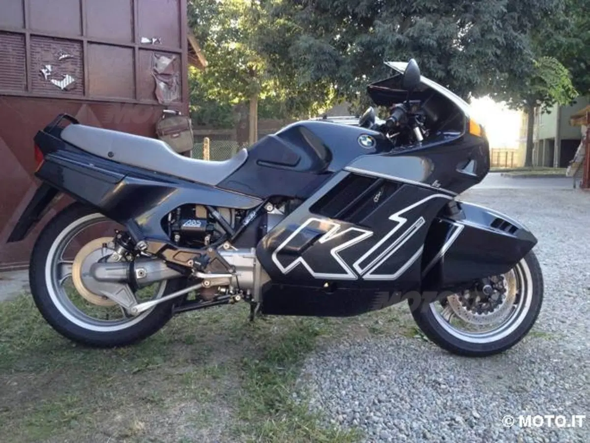 Le belle e possibili di Moto.it: BMW K1 (3)