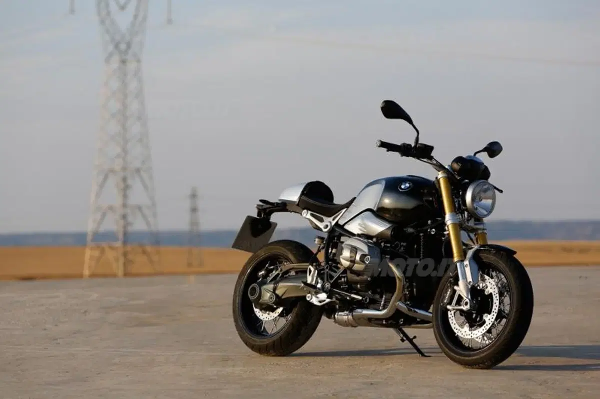 BMW R nineT: debutto romano (7)