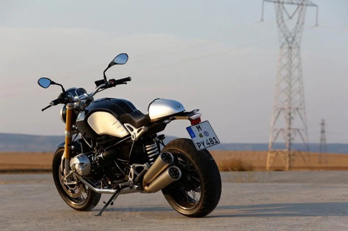 BMW R nineT: debutto romano (8)