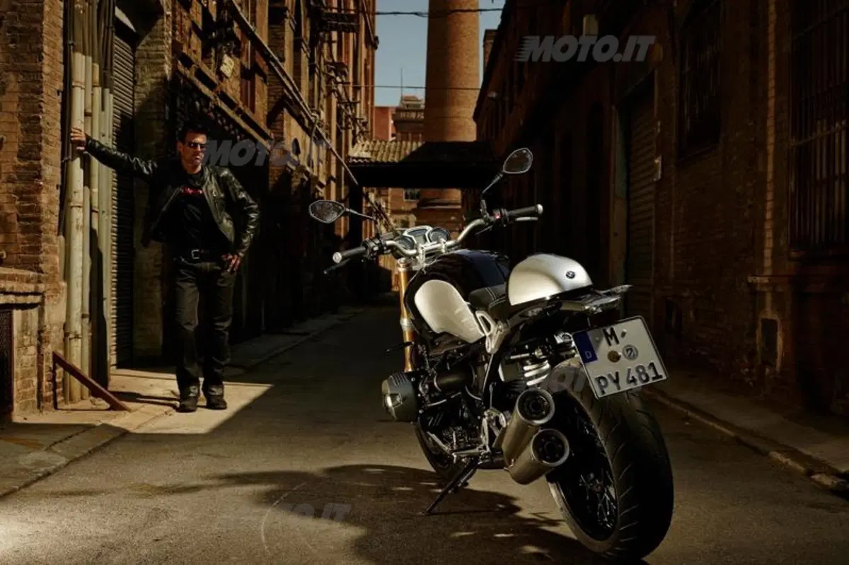 BMW R nineT: debutto romano (23)