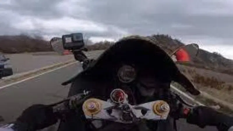 Spacconate in moto: nei guai lo youtuber e influencer genovese Matteo Canepa 