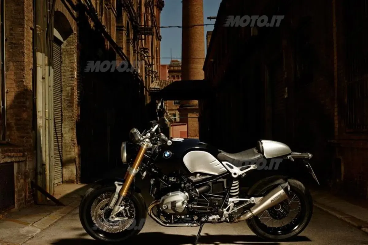BMW R nineT: debutto romano (25)