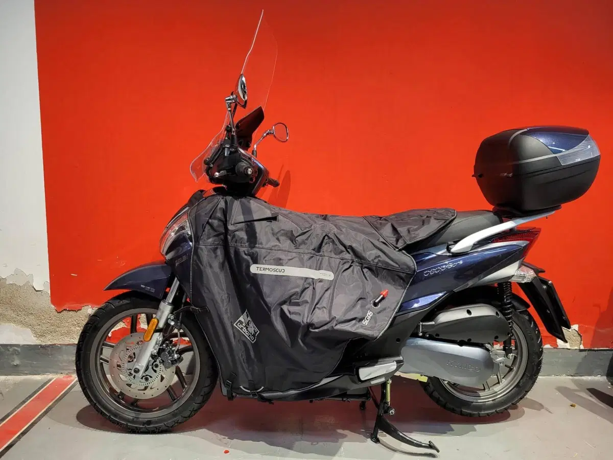 Kymco People 125i One (2021 - 25) (2)