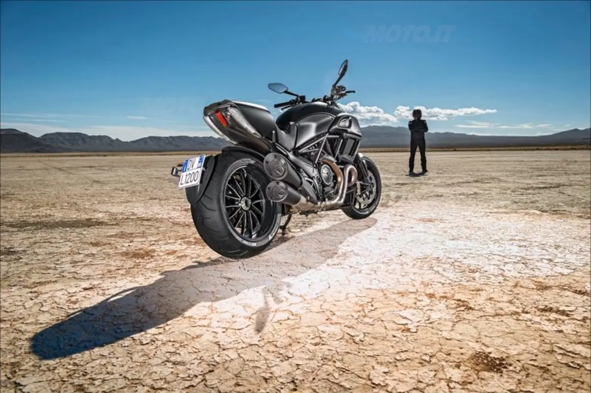 Ducati Diavel 2014 presentata a Ginevra (18)