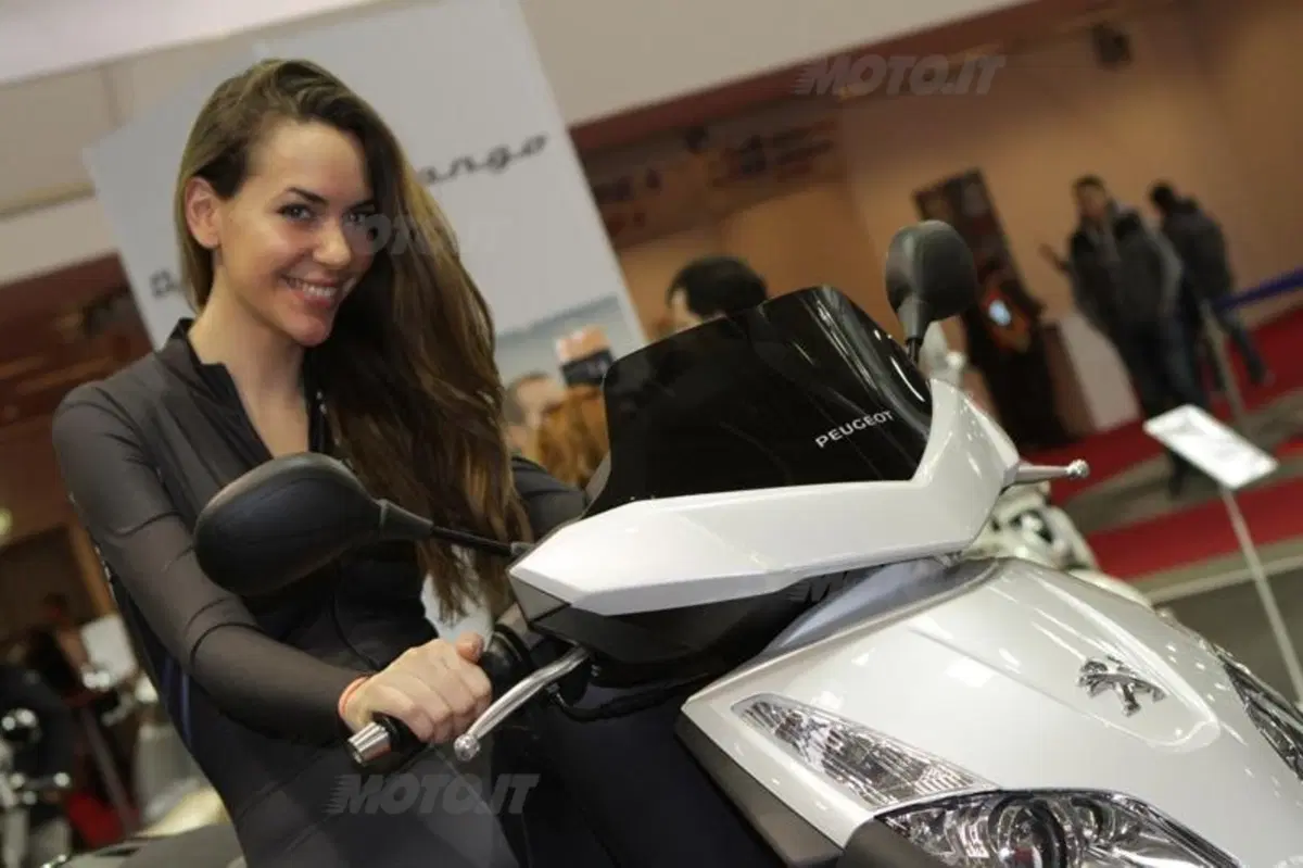 Peugeot Scooters: Geopolis 300R debutta a Motodays 2014 (3)