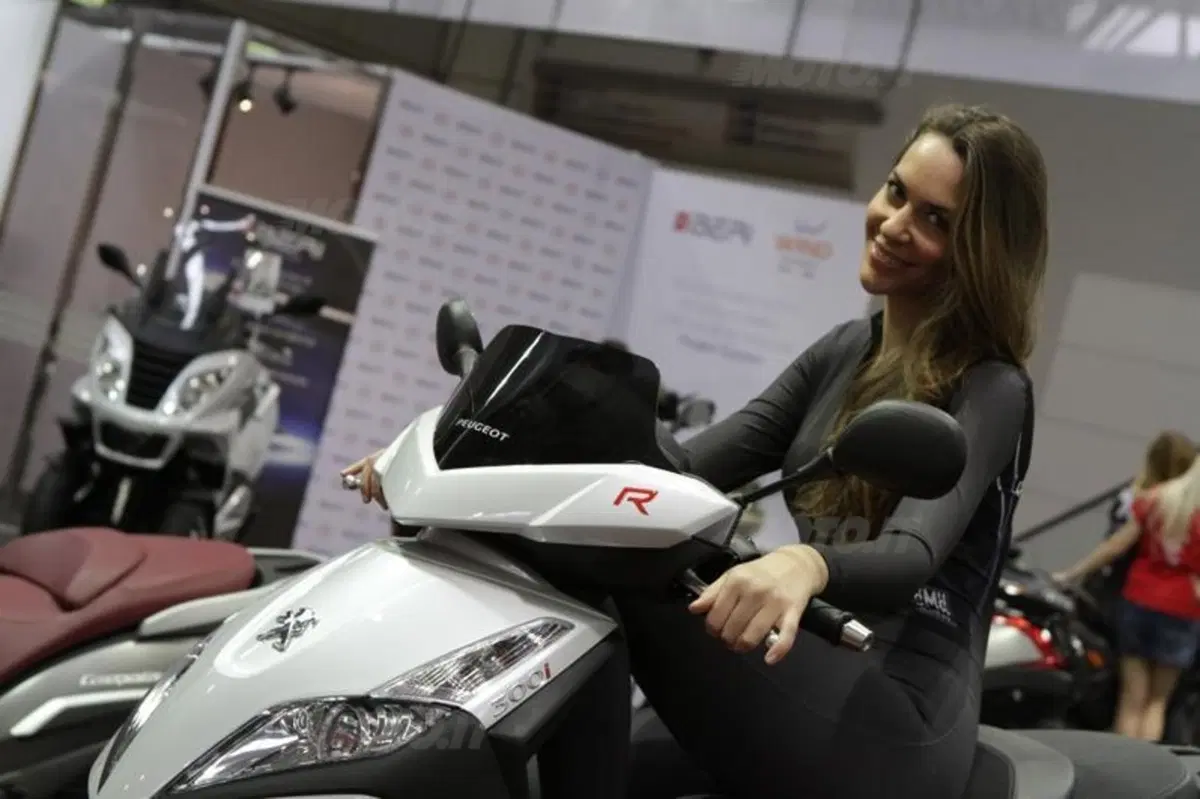 Peugeot Scooters: Geopolis 300R debutta a Motodays 2014 (5)