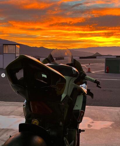 MotoGP, Jorge Martin ad Almeria con una (splendida) Ducati Panigale V4S (5)