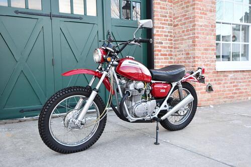 Sotheby's mette all'asta la Honda SL350 di John Wayne (2)