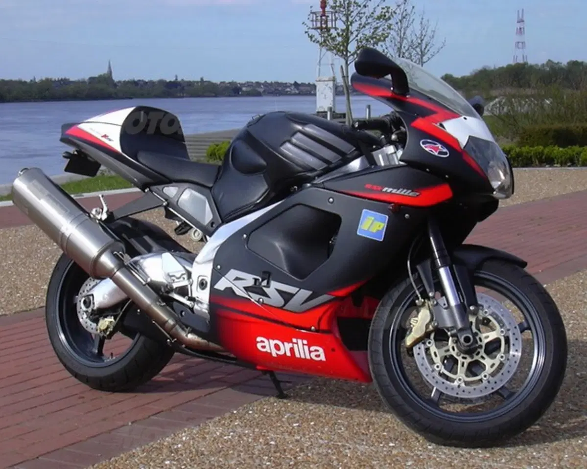 EICMA 1997: Aprilia ed MV lanciano la sfida!  (3)