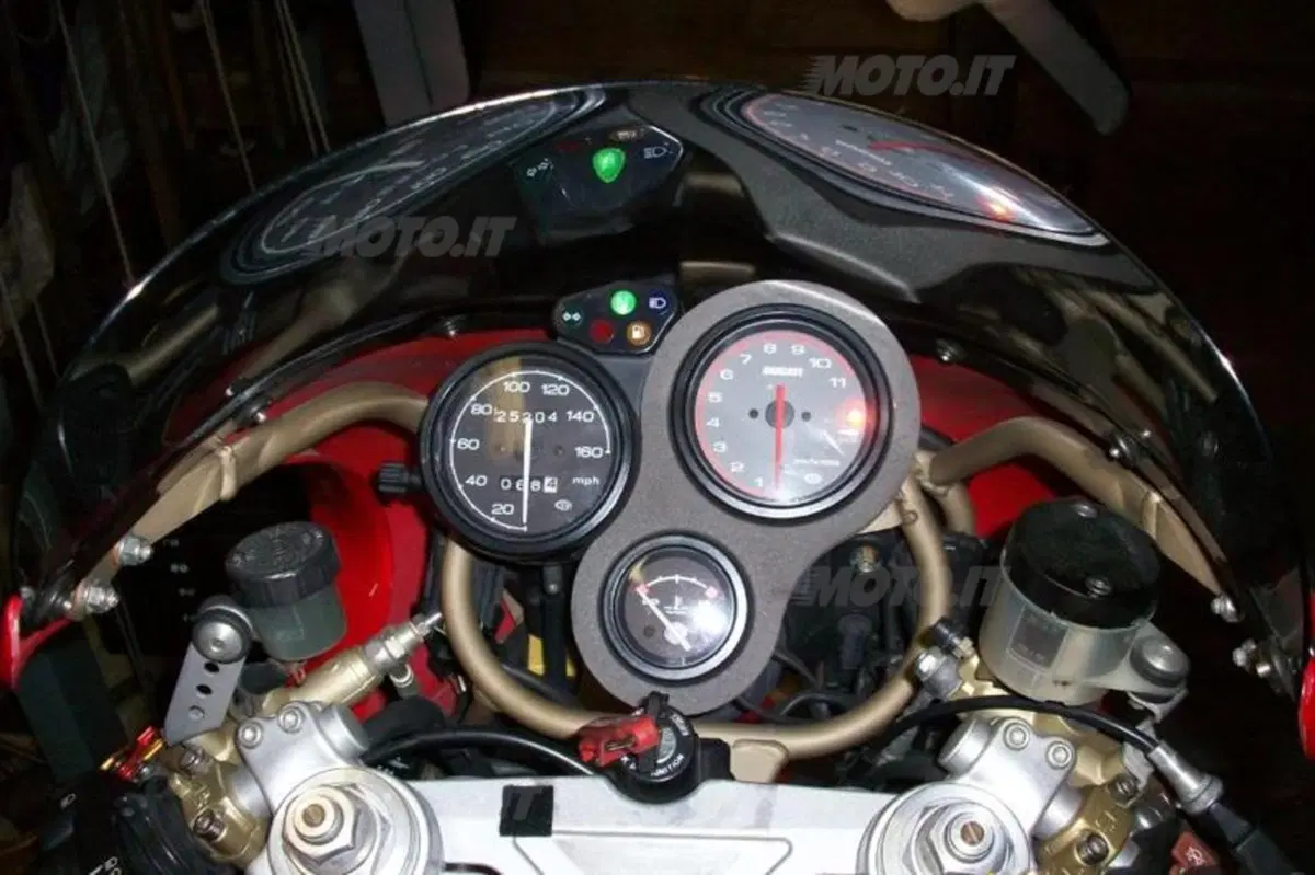 EICMA 1997: Aprilia ed MV lanciano la sfida!  (43)