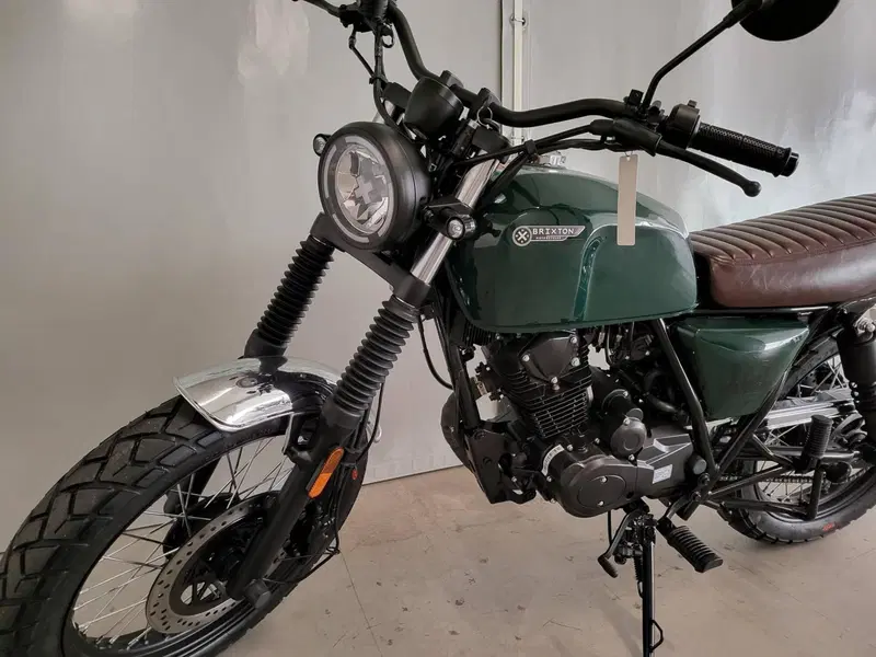 Brixton Motorcycles Cromwell 125 CBS (2021 - 26) (4)