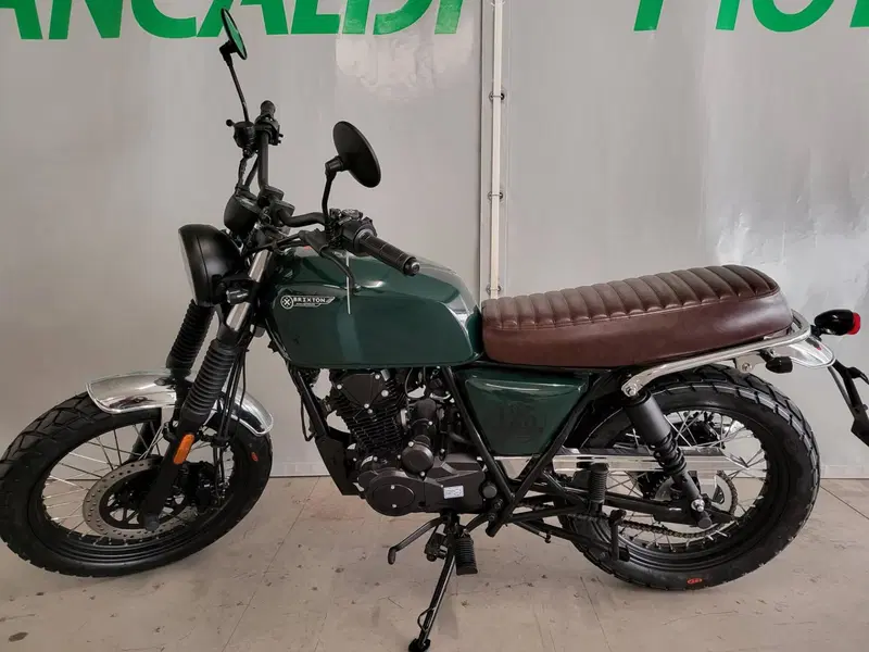 Brixton Motorcycles Cromwell 125 CBS (2021 - 26) (2)