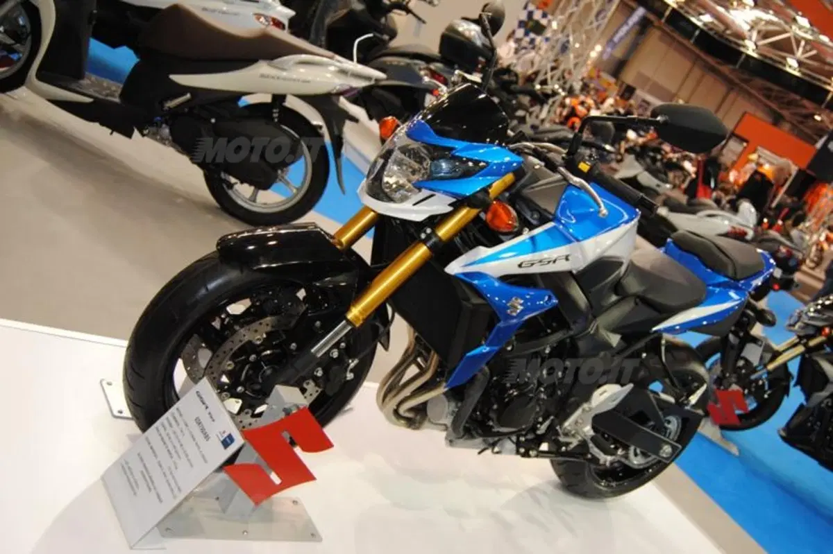 Motodays: Suzuki punta su V-Strom e Burgman (3)