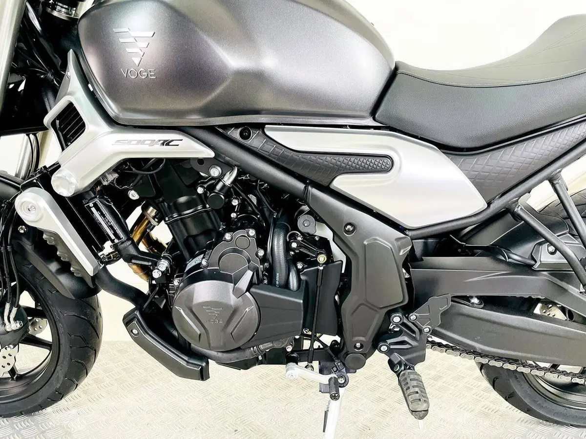 Voge Trofeo 500AC (2022 - 26) (15)