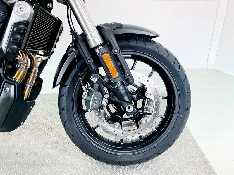 Voge Trofeo 500AC (2022 - 26) (12)