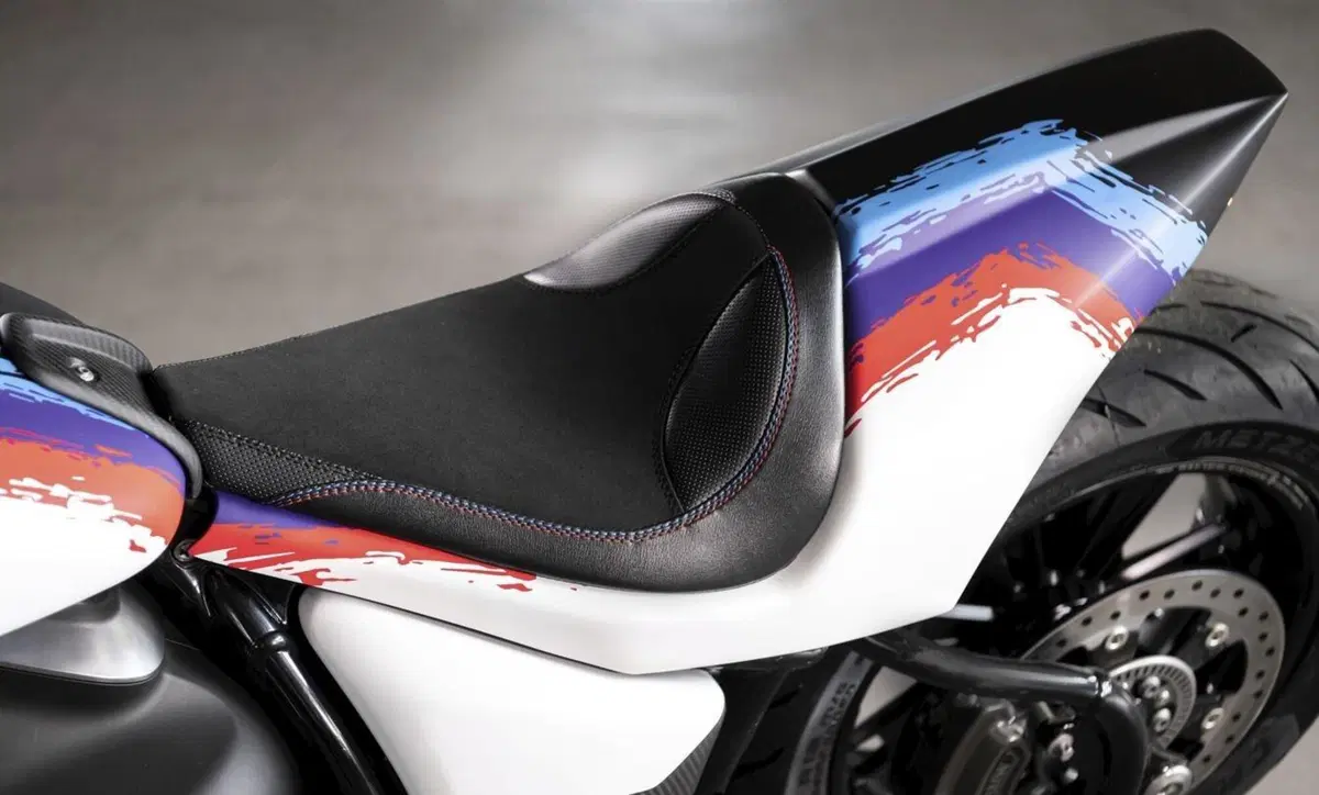 BMW R18 M e R18 Aurora. Le special ufficiali presentate a MBE (8)