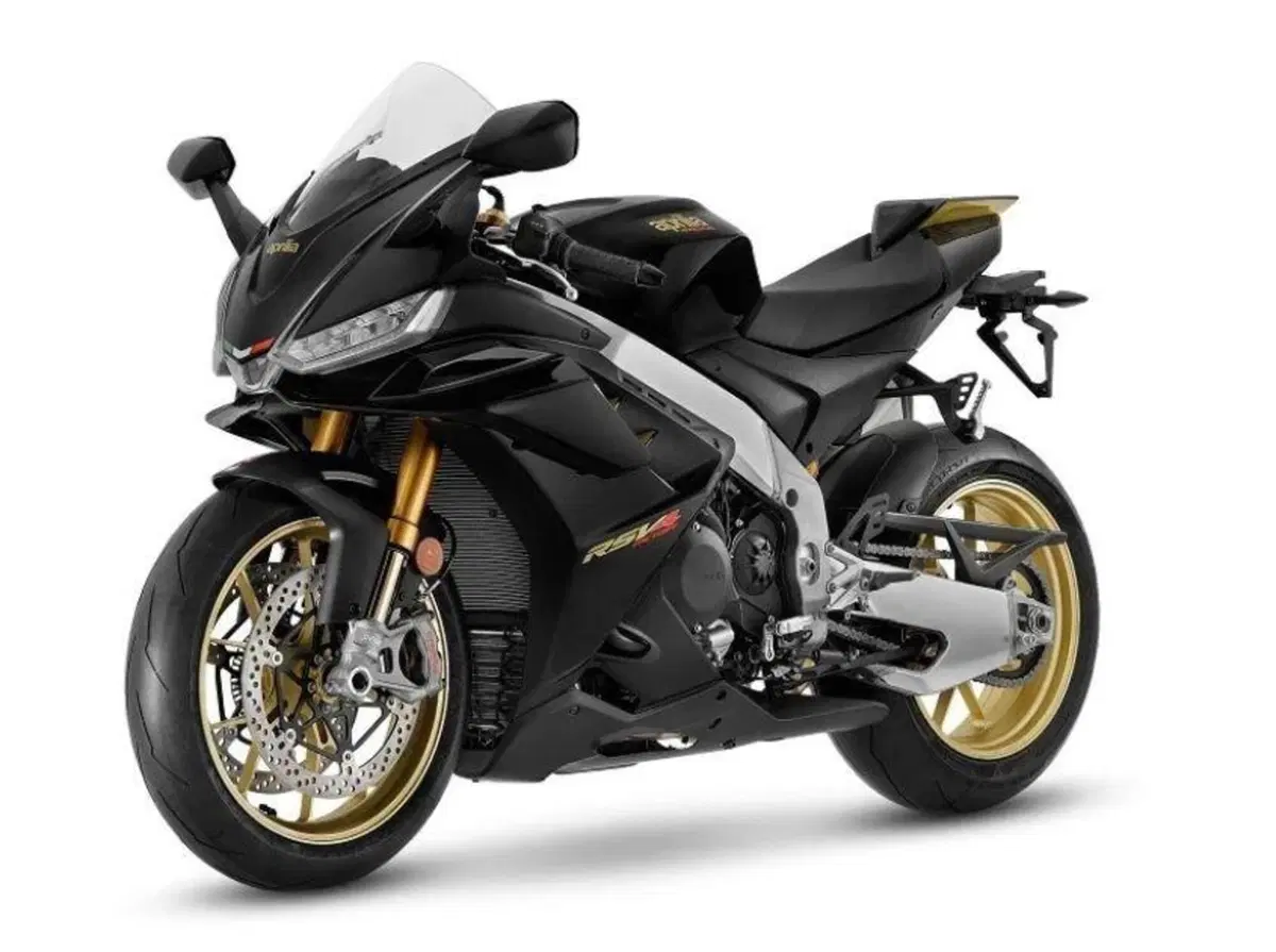 Aprilia, nuova RSV4 Factory Ultra Dark 2022 (3)
