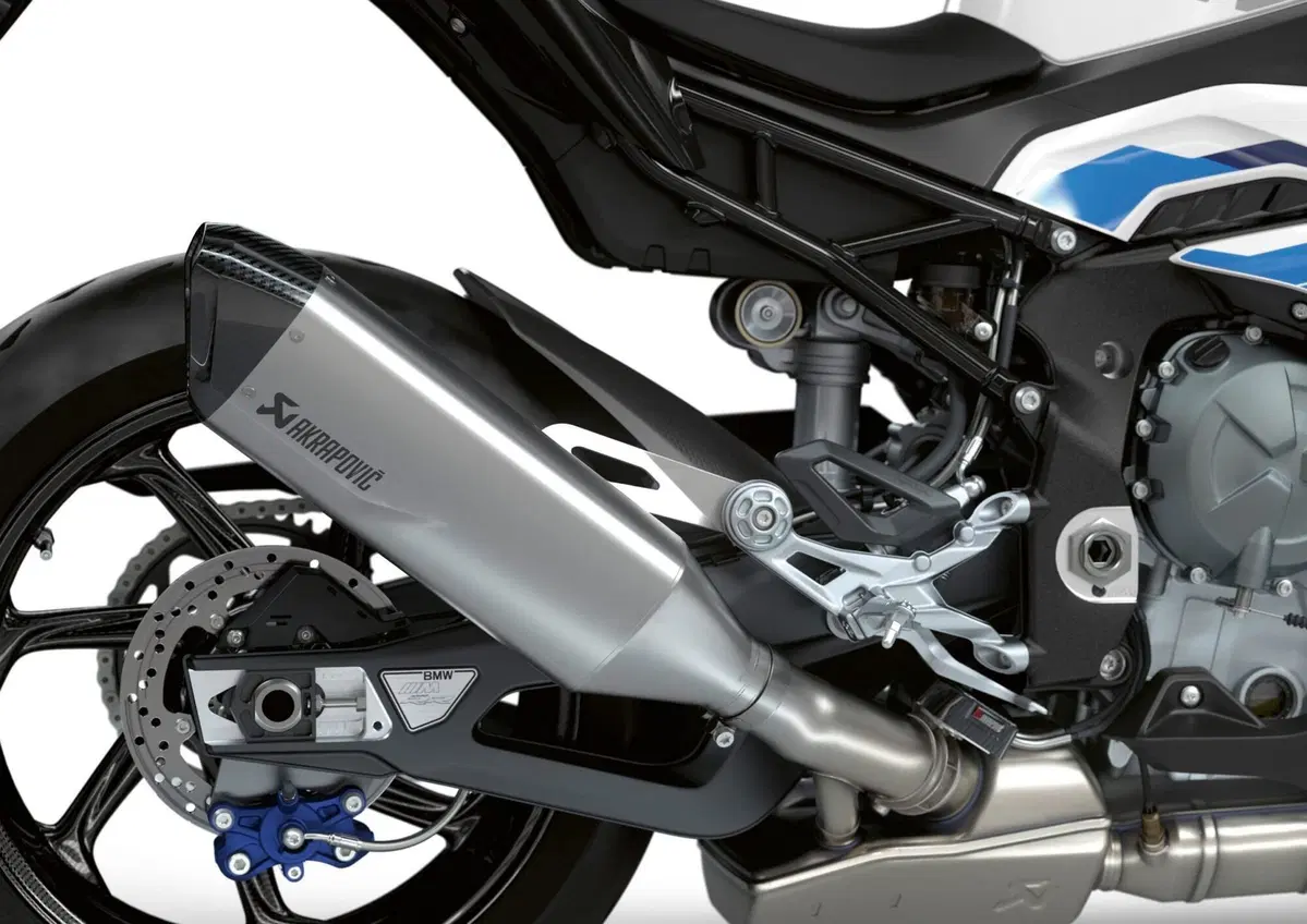 BMW M1000 RR: M maiuscola! (15)