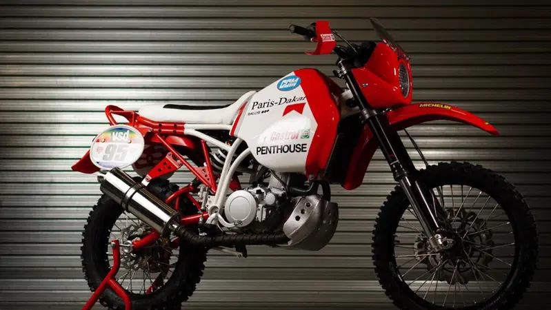 CCM Spitfire special Rallye 600. Sognando la Dakar degli anni '80