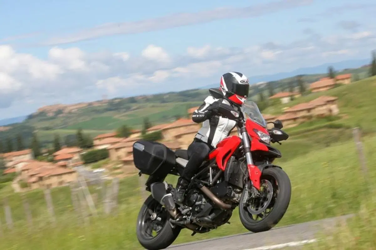 Donne in moto: guida all'acquisto! (15)