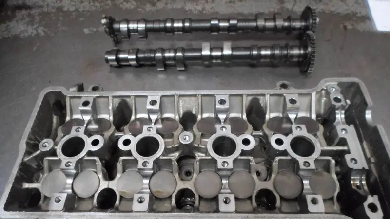 TESTATA HONDA CBR 600 RR 2003 (3)
