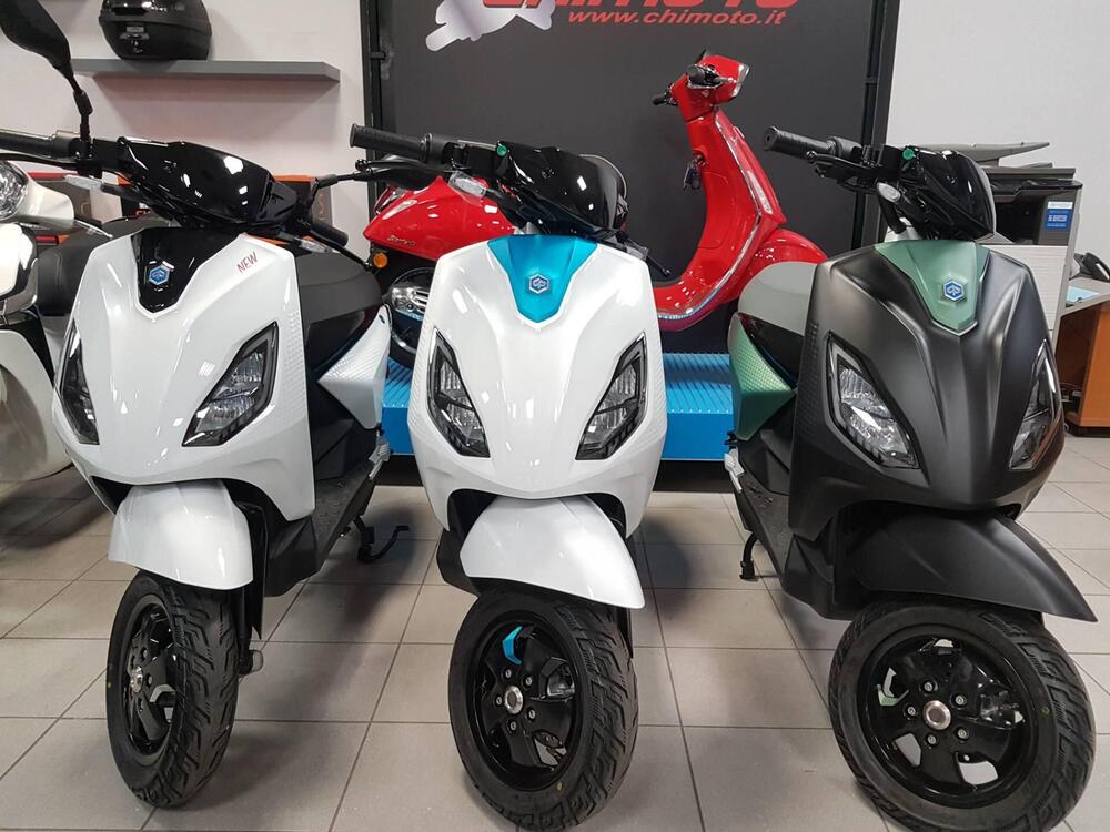 Piaggio 1 Active (2022 - 25) (4)