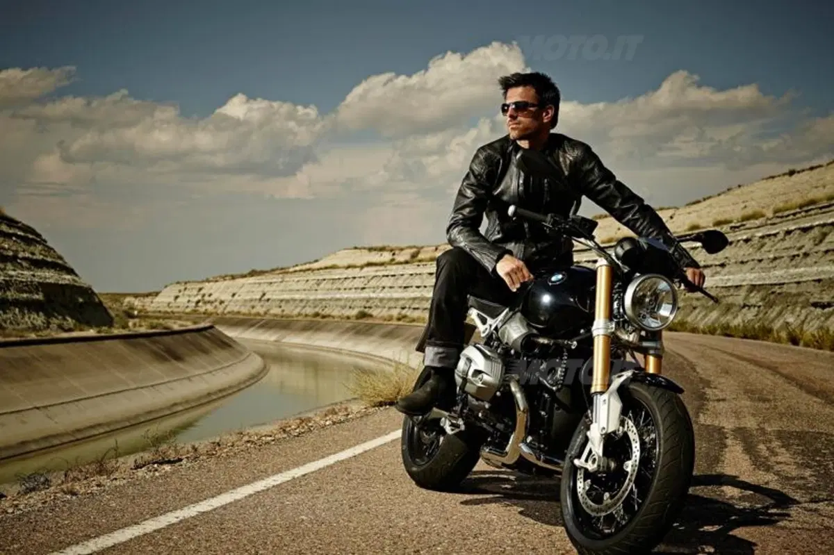 Donne in moto: guida all'acquisto! (24)