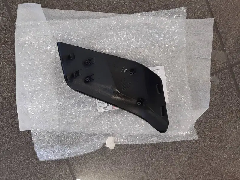 COPERCHIO SPORTELLO SX PER SYM MAXSYM TL 500 (2)