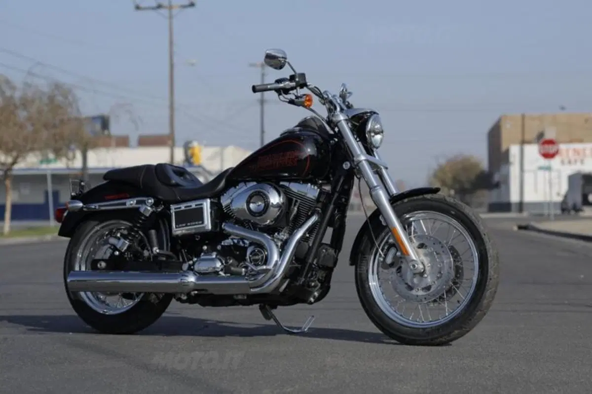 Harley-Davidson Low Rider e SuperLow 1200T sulle strade americane (6)