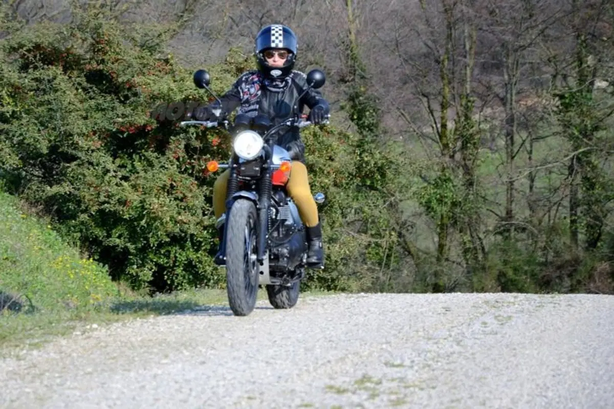 8 marzo sui Colli Berici con la Triumph Scrambler (14)