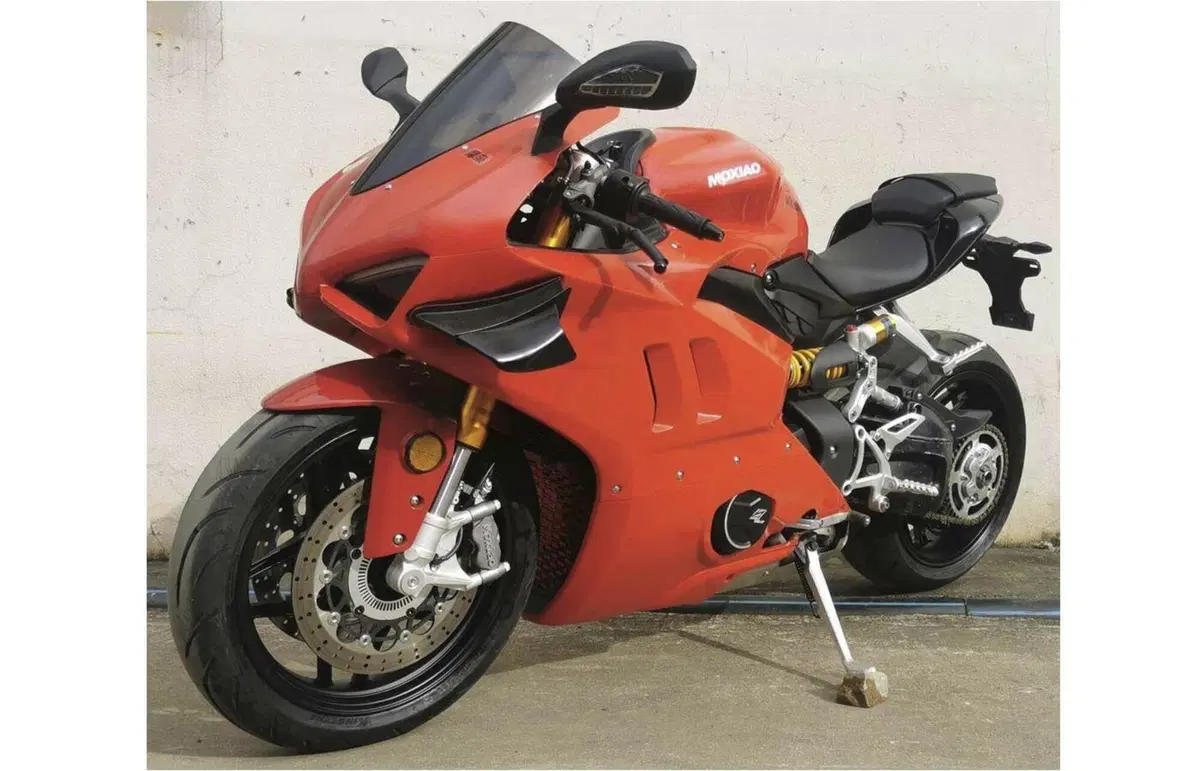 Ducati Panigale V4 e Streetfighter V4? Moxiao ci riprova