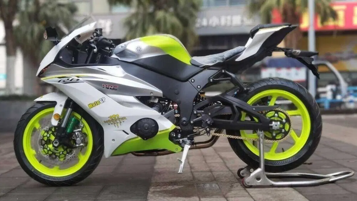 Ducati Panigale V4 e Streetfighter V4? Moxiao ci riprova (2)