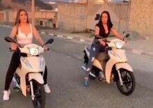 Scooter race: la sfida è tra belle ragazze, ma a rimetterci è chi filma [VIDEO]