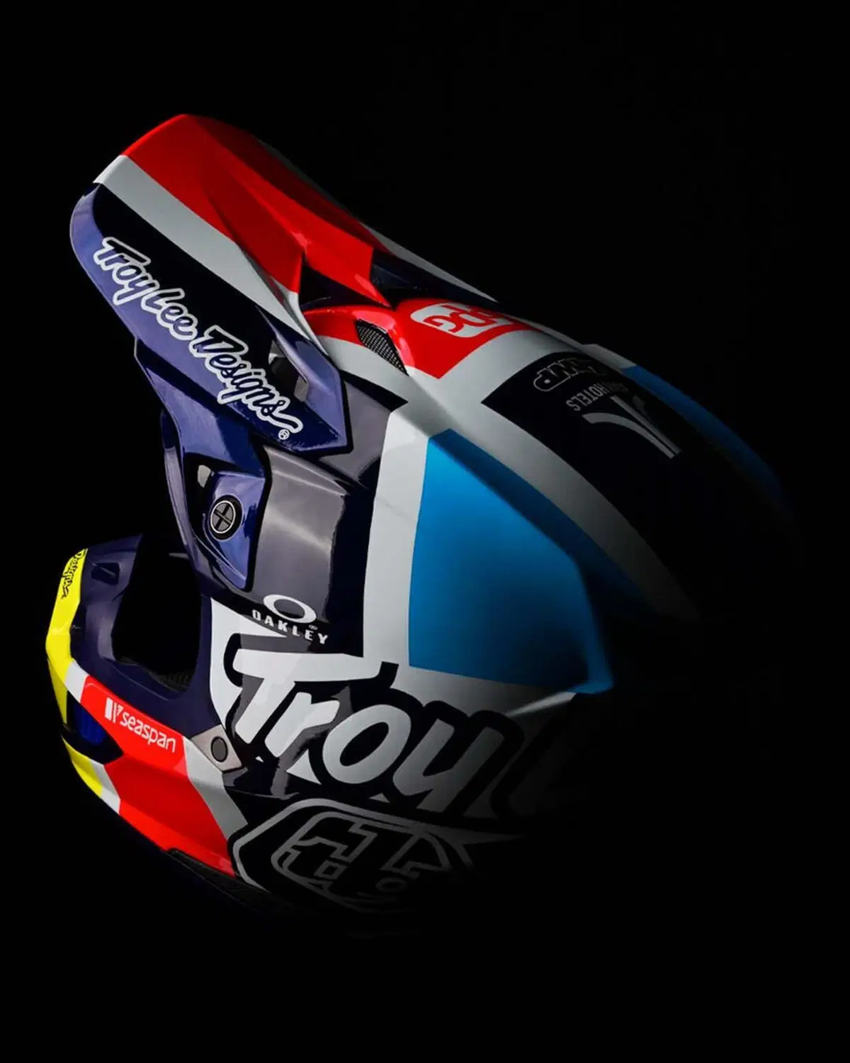Troy Lee Designs presenta i nuovi caschi SE5