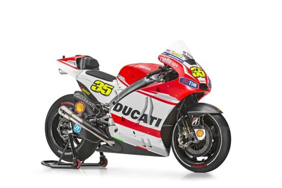 Ducati Desmosedici GP14. Svelata la livrea ufficiale (20)