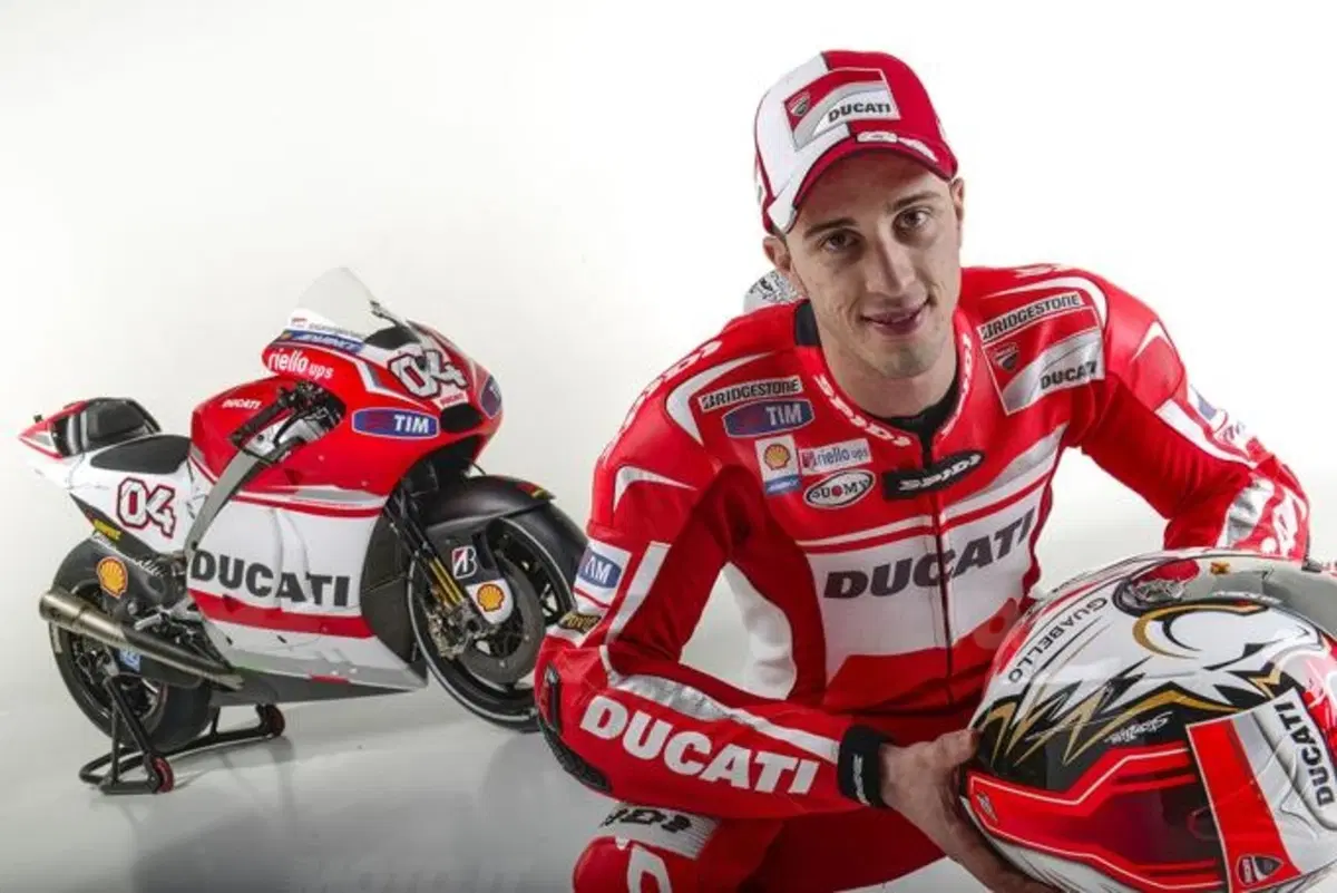 Ducati Desmosedici GP14. Svelata la livrea ufficiale (41)