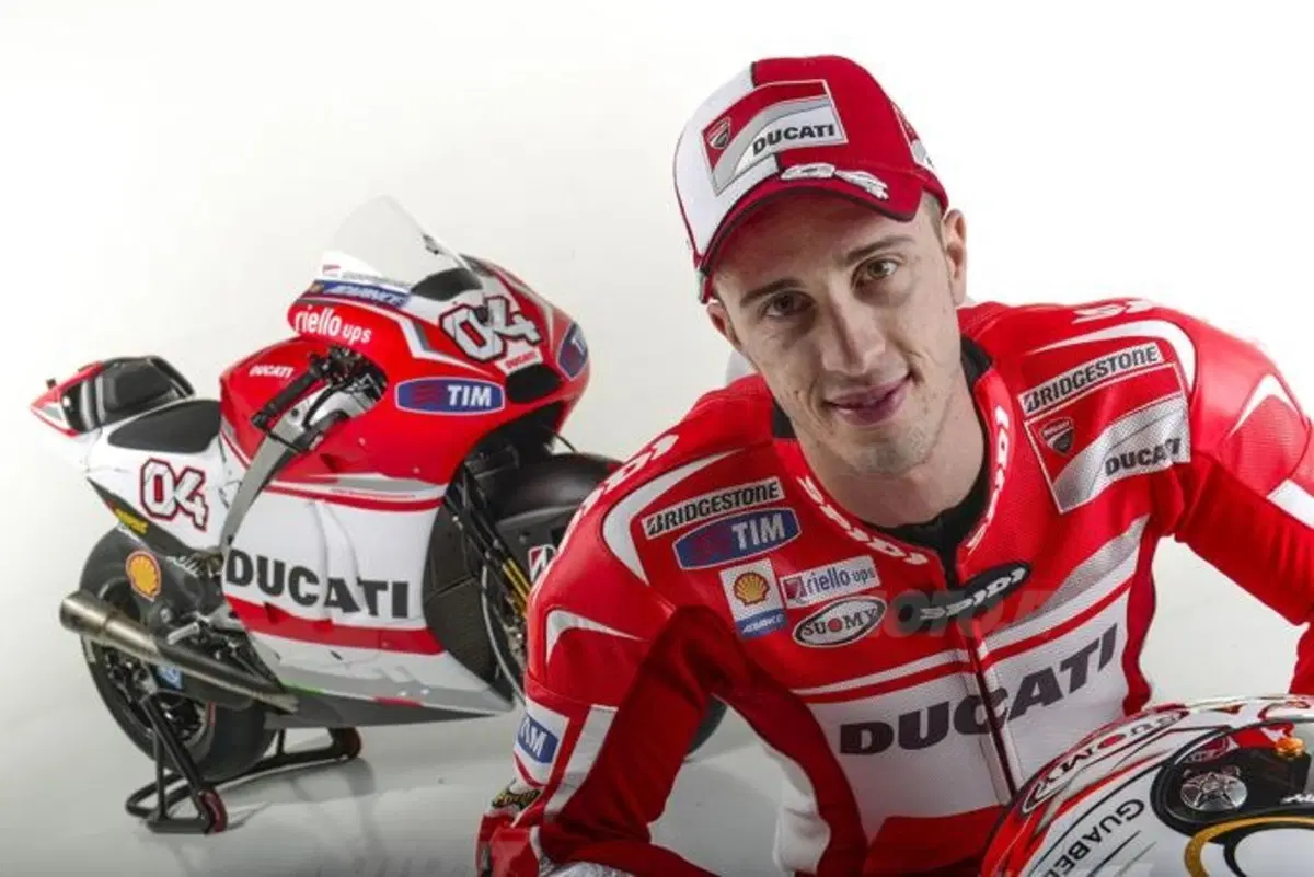 Ducati Desmosedici GP14. Svelata la livrea ufficiale (42)