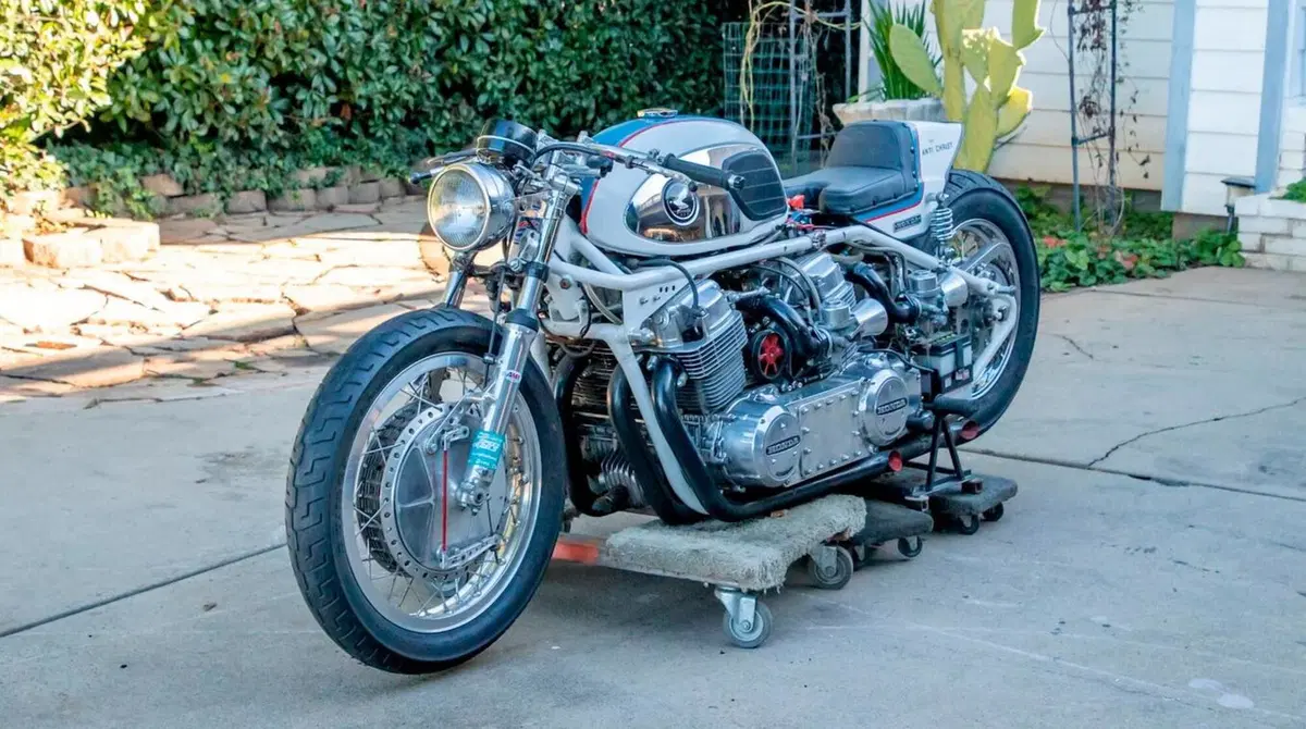 "Anti Christ": la special a doppio motore per correre a Bonneville