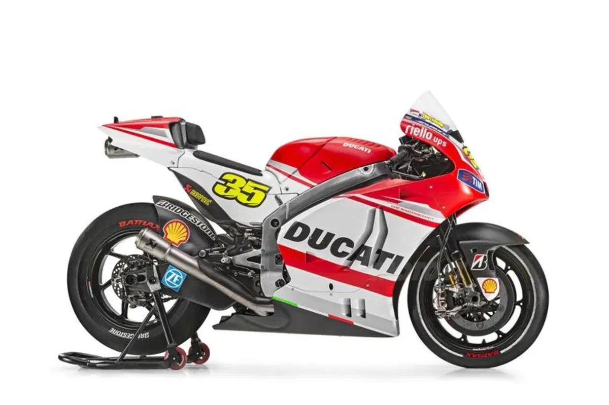 Ducati Desmosedici GP14. Svelata la livrea ufficiale (64)