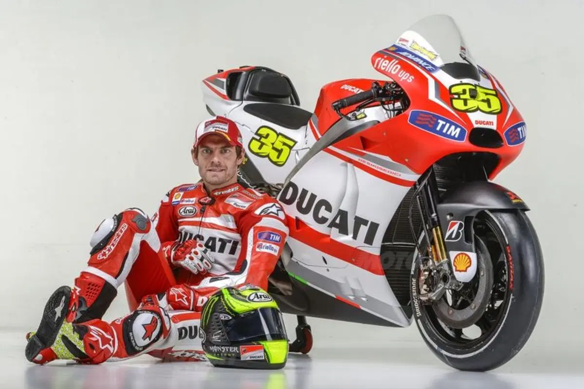 Ducati Desmosedici GP14. Svelata la livrea ufficiale (68)
