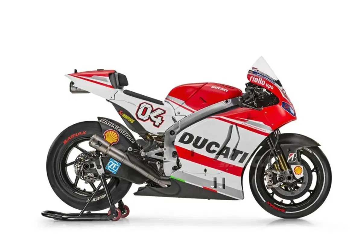 Ducati Desmosedici GP14. Svelata la livrea ufficiale (70)